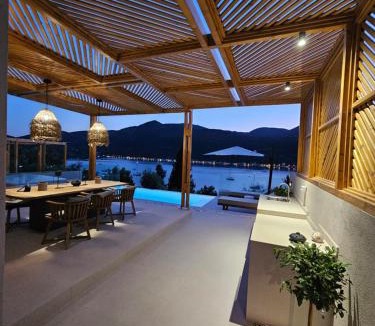 Geni Villa | Villa Aenya