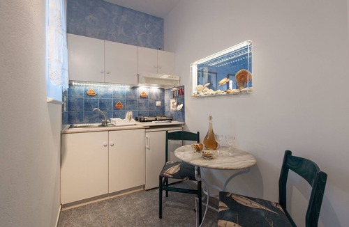 Aliki Hotel | Villa Anna Maria