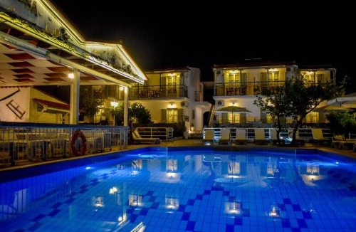 Troulos Apartment | VILLA ROSA