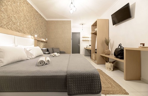 Laganas House | White Canvas Studios