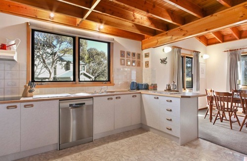 Dinner Plain Ski Chalet | Wrens View - Dinner Plain