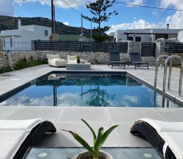 Skiros Apartment | Zandre Luxury Suites
