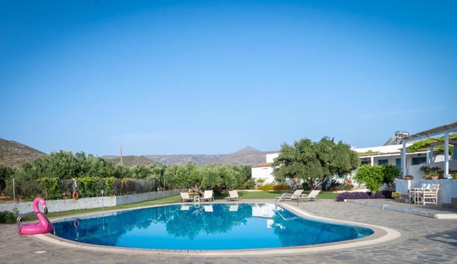 Aeolus pool apts