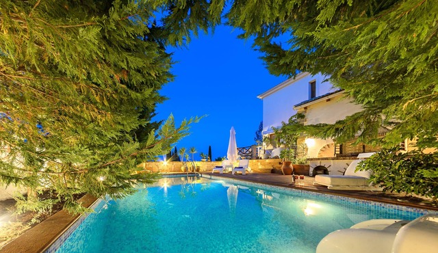 Ark Luxury Villa