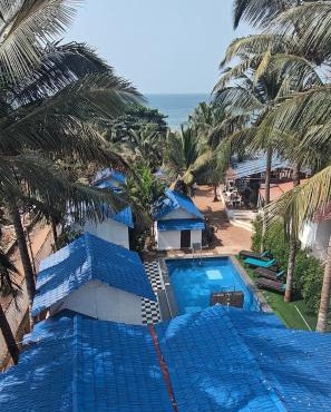 Beachouse Beachfront Cottages And Suites in Calangute