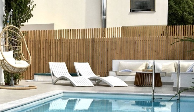 CHRIS REA VILLA - WITH PRIVATE POOL AND JACUZZI in Skiathos