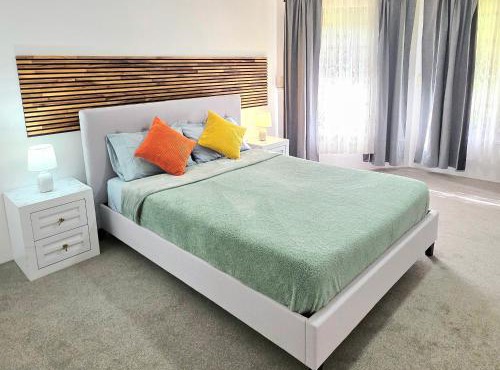 Comfy rooms Near the perth airport
