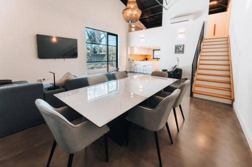 Daybreak Loft. Willunga