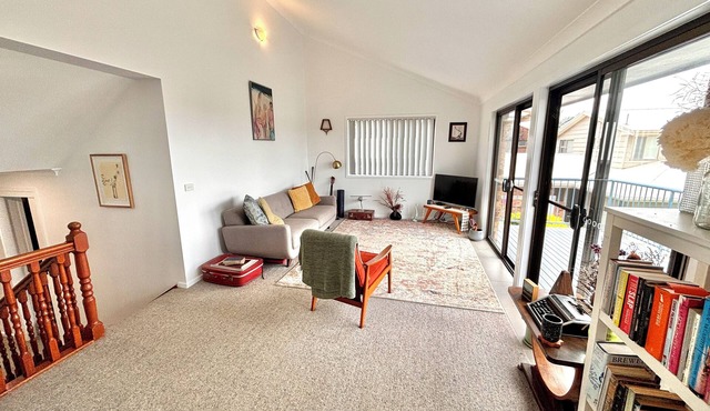 Dirrawong Views, 9 Boomerang Road, Evans Head: 3 BR, 1 BA House in Evans Head , Sleeps 5