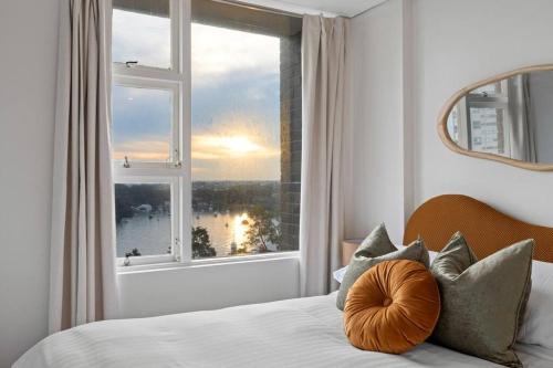 Harbour Horizons - Chic Studio Above Sydney's Icons