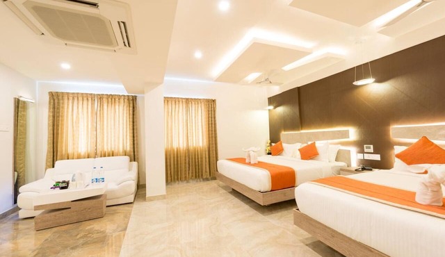 Hotel Chenthur Park