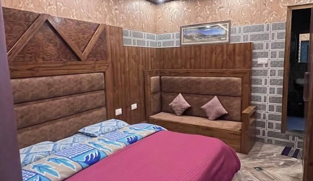 Hotel Dev Bhumi