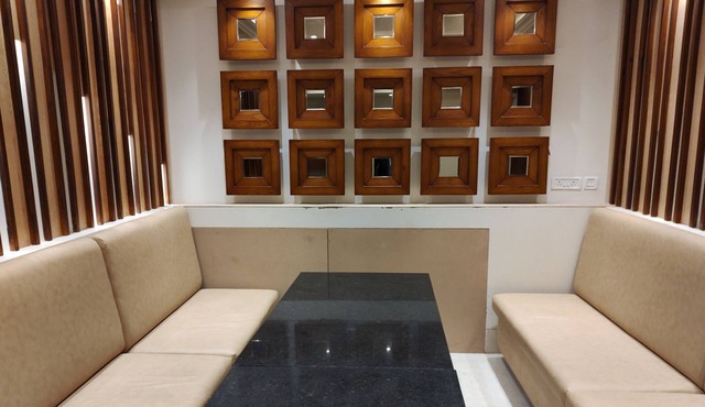 Hotel Samrat
