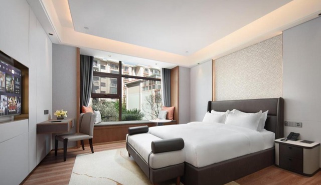Join Hands Bless Hotel