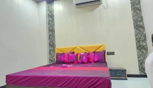 JSR Inn