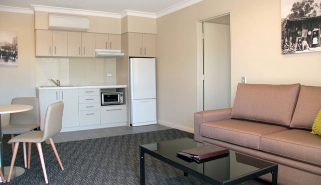 Mercure Orange