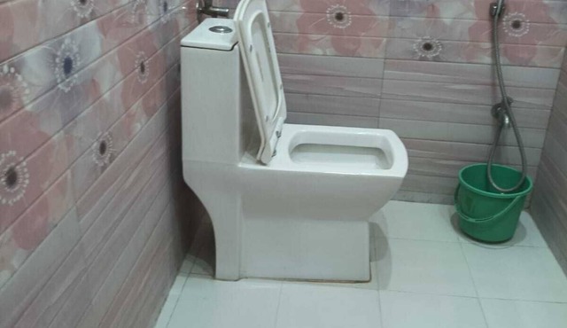 only 500 meter from Ayodhya Dham Railway station and 700 meter from Ram temple.