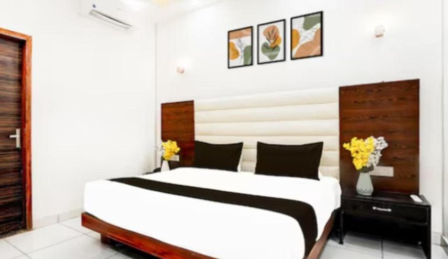 Opal Crown in Noida