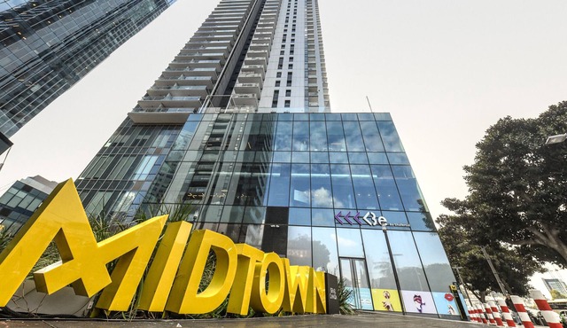 Opulent Ease 2BR Apt in Midtown High-Tech Complex - Sea & City Views