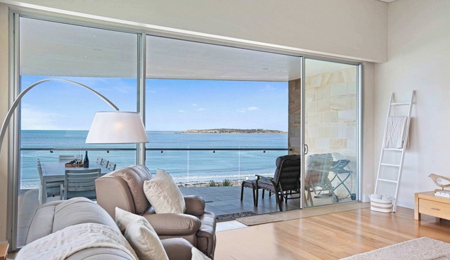 Platform 39, Oceanfront with Direct Beach Access