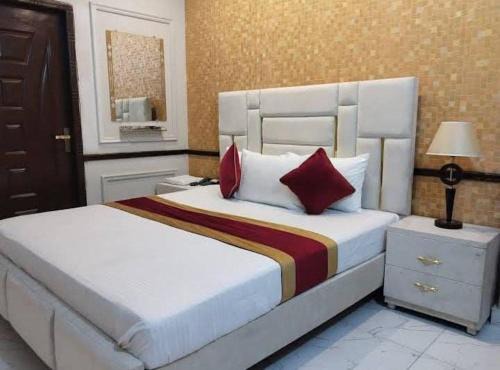 Rose Grand Guest House