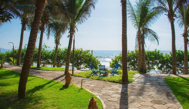 Saigon Emerald Beach Resort