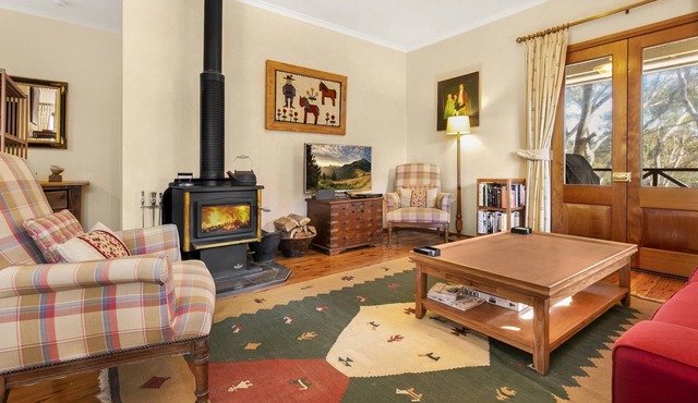 Scribbly Gum - Three Bedroom Cottage, Sleeps 6