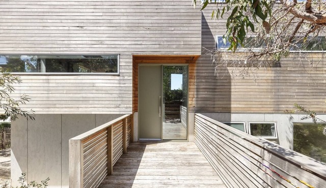 Spacious Designer Home in Anglesea