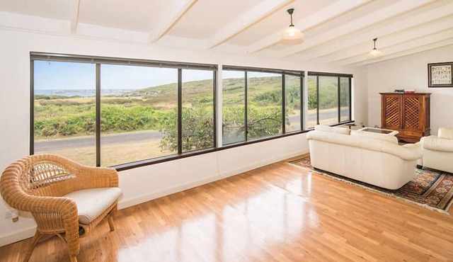 Storm Bay Cottage