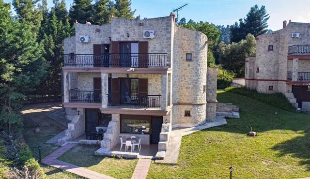 Twin Castles Left Maisonette by RentalsPro