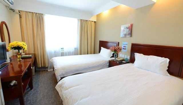 Vatica Xuzhou Suining Bus Station Building Materials City Hotel