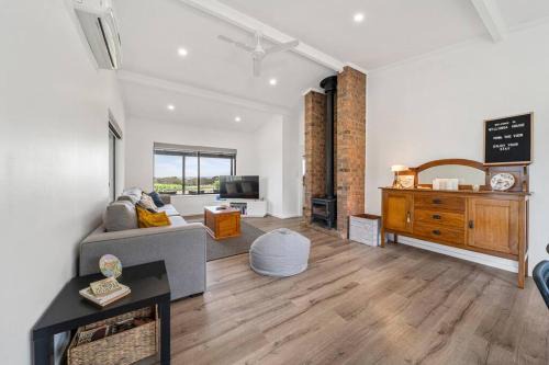Willunga House - Fireplace Vineyard Views