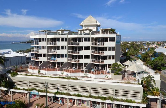 Mooloolaba Beachfront Apartment in Mooloolaba