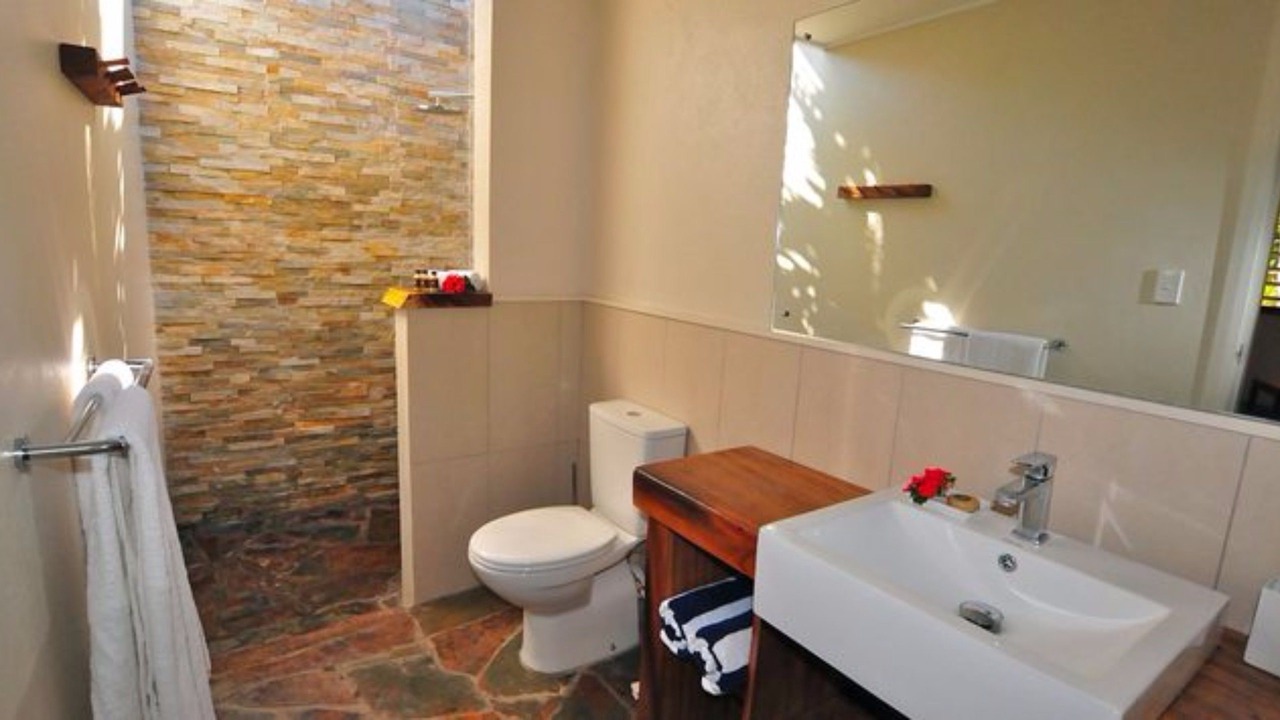 Photo of Bathroom in Naukacuvu Island
