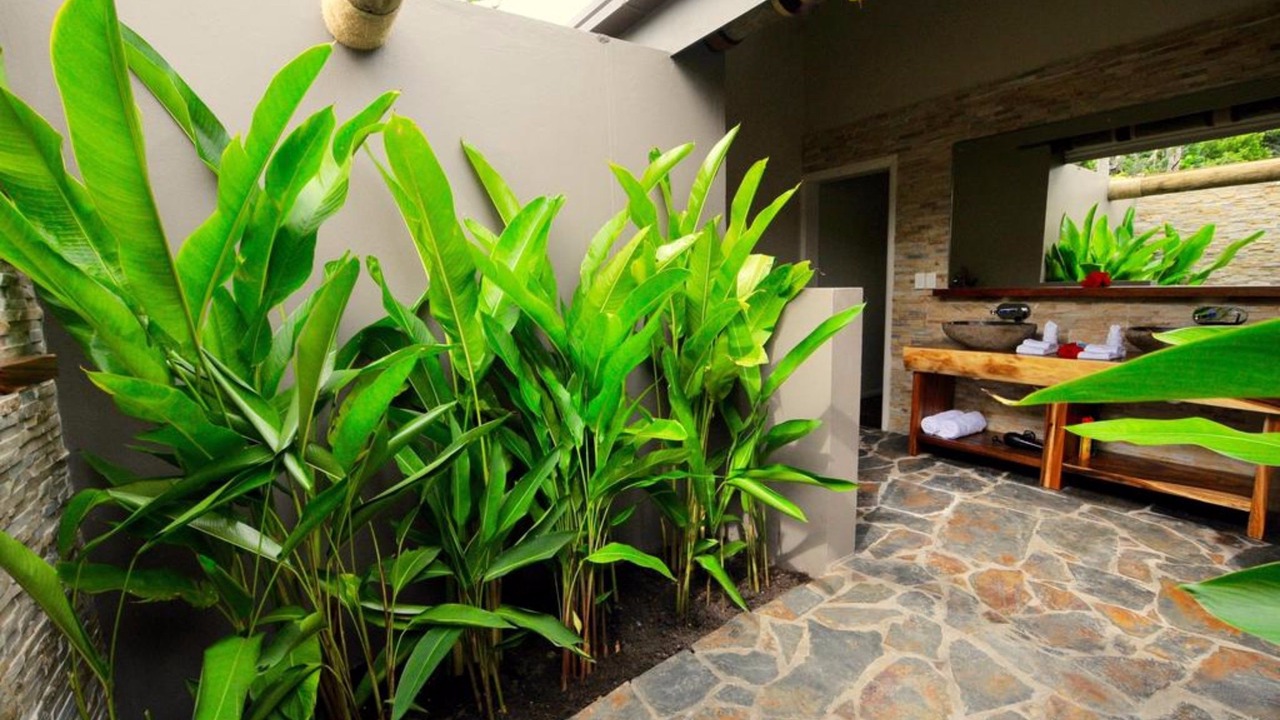 Photo of Bathroom in Naukacuvu Island